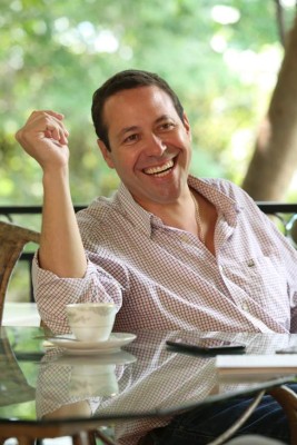 Carlos Eduardo Reina: 'Soy roquero de los clásicos, pero igual doy serenatas...”