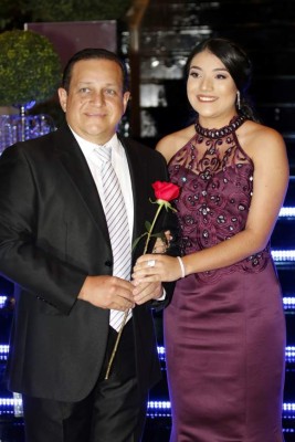 Prom generación 2019 de CEAD Christian School, una noche para recordar
