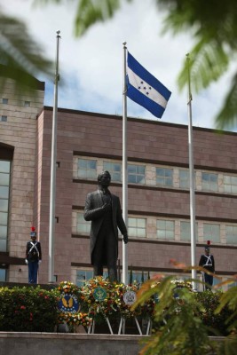 Soldados de Morazán celebran su día junto al pueblo capitalino