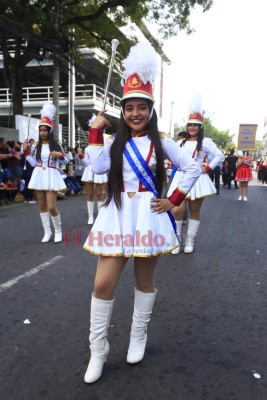 Elegancia, belleza y estilo derrocharon palillonas de SPS y El Progreso