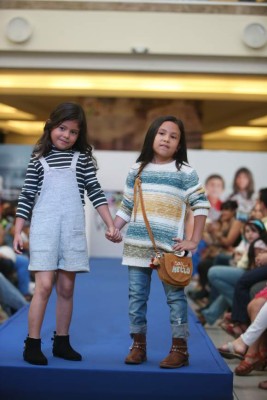 Kids Fashion Week 2015: Arcoíris de tendencia infantil