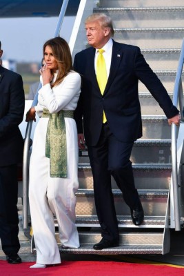 Regia y elegante, el look de Melania Trump en su visita a India