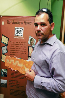 La historia se convierte en artesanías