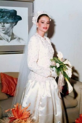 Famosas que definitivamente no acertaron con sus vestidos de novia