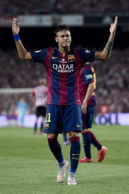 Un inspirado Messi brinda la Copa al Barça que ya apunta al triplete