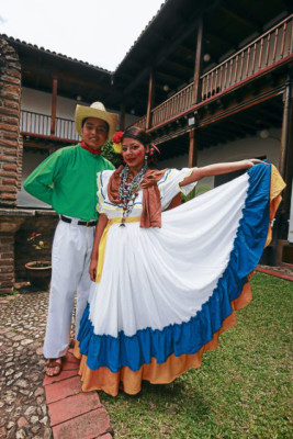 Rescate de la cultura nacional