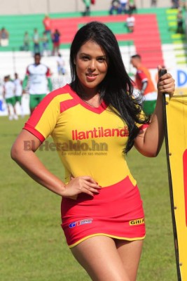 FOTOS: Ellas son las hermosas catrachas presentes en el Yankel en la jornada 13