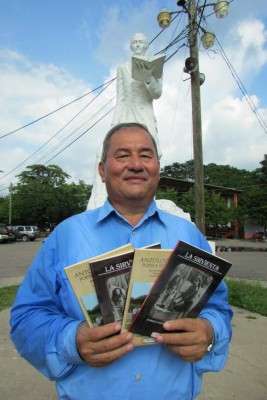 La literatura en el sur es como sembrar en el desierto del Sahara