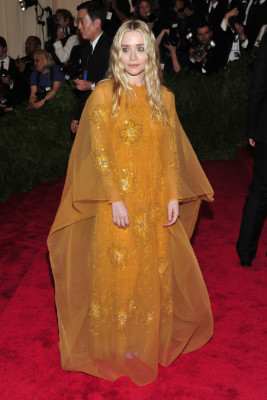 Fotos: Famosos visten rebeldes en honor al punk