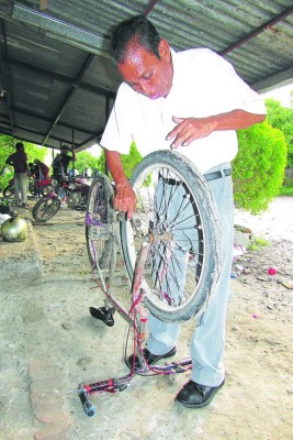 Otilio Mejía, el periodista que les ajusta las tuercas a los sureños