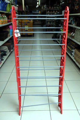 Almacene su calzado con estilo