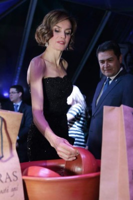 La Reina Letizia de España inicia visita técnica en Honduras