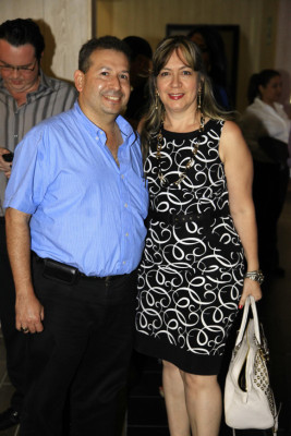 Brindis y fiesta por un cine de lujo