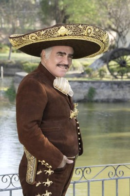 Investigan a Vicente Fernández por lavado de dinero