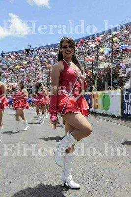 Honduras: Las palillonas más bellas de los desfiles patrios 2016