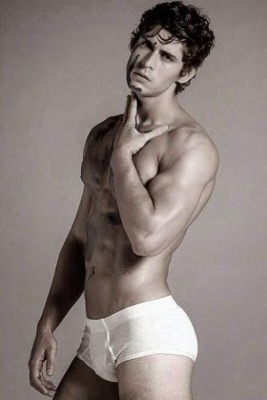 Cristóbal Álvarez, fue coronado como el hombre más bello del mundo