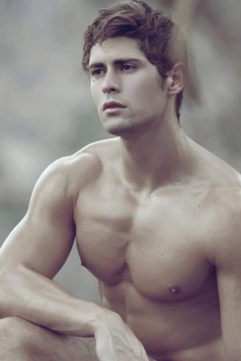 Cristóbal Álvarez, fue coronado como el hombre más bello del mundo