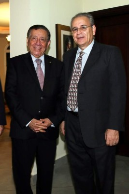 Reciben a diplomáticos y representantes de la ONU