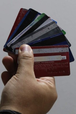 La CNBS aprobó reglamento para Ley de Tarjetas de Crédito