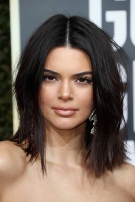 Critican severo acné de Kendall Jenner durante los Globos de Oro 2018 (FOTOS)