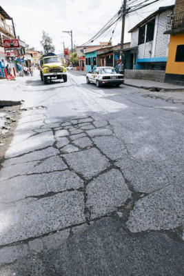 Inicia reto de mejorar la red vial