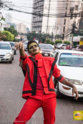 Zombie Walk HN: El terror se desató en la capital