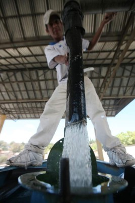 Falta de presión en tuberías genera escasez de agua