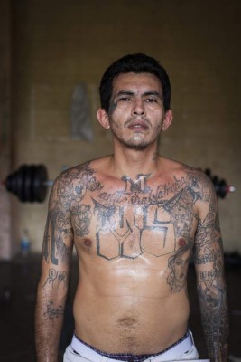 Fotógrafo muestra al mundo los rostros más temibles de El Salvador