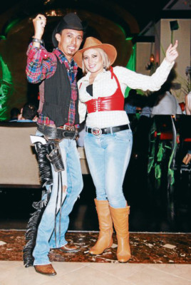 Celebración entre telarañas y calabazas