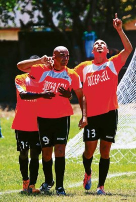 Óscar Torlacoff: 'Hasta que pierda la alegría”