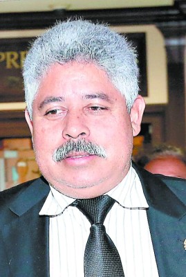 Ham hizo fraude para seguir en la UD