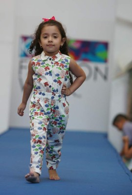 Kids Fashion Week 2015: Arcoíris de tendencia infantil