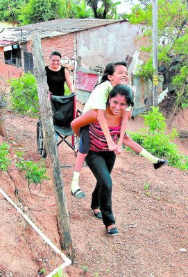 Sabini sueña con ir a la universidad y convertirse en una exitosa maestra
