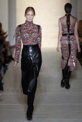 Sensualidad en semana de la moda de Brasil