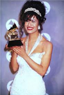Selena Quintanilla sigue reinando en corazones de fanáticos