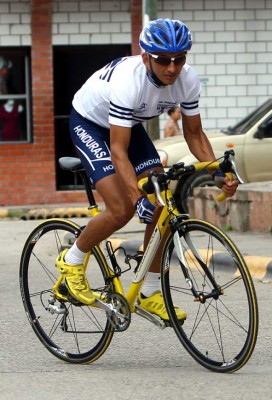 Ganador de la II Vuelta Ciclística de EL HERALDO se prepara