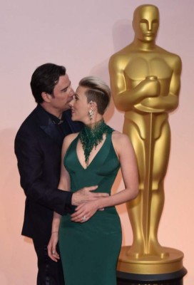 El beso que incomodó a Johansson en los Oscar