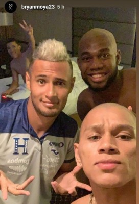 FOTOS: 'Los pelones', Jonathan Rubio no pudo evitar el ritual tras debutar con la H