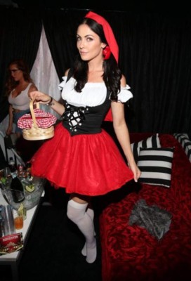 Así fue la fiesta de Halloween en la mansión Playboy