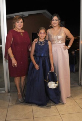 Noche de ensueño para Sobeida y José Luis