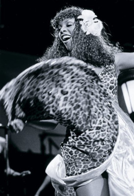 Fallece de cáncer Donna Summer, la reina de la música disco