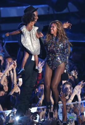 Beyoncé acalla los rumores de divorcio con Jay-z