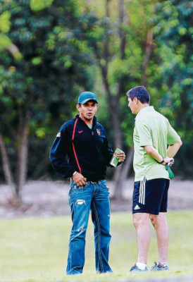 Amado Guevara es baja ante Savio