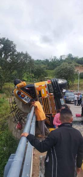 Las imágenes del fatal accidente de un bus en Nicaragua; hay 16 muertos