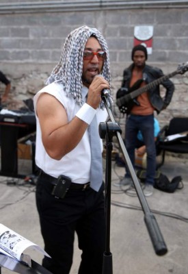 La gran familia Opsa unida por el hermoso espíritu navideño