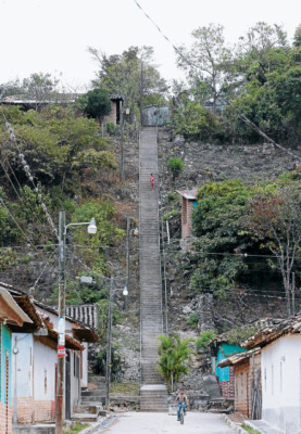 El agua bendita que baña Morocelí