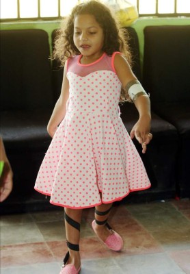 Tres hermanos con distrofia muscular urgen de una vivienda