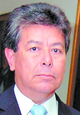 Doble cargo genera 'conflicto de funciones”