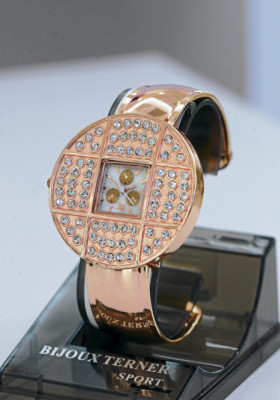 Añada personalidad a su muñeca