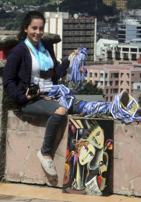 El arte y los deportes corren por sus venas